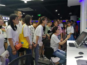 計算機技術與信息管理系組織學生赴北京實習實訓