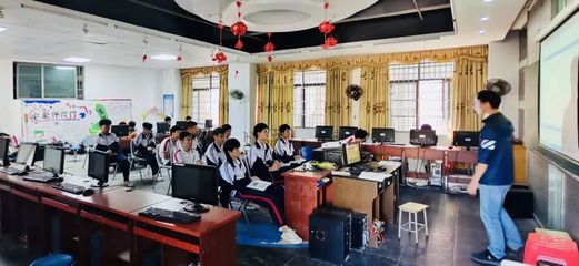 龍川縣技工學(xué)校2024年計(jì)算機(jī)技術(shù)培訓(xùn)招生簡章