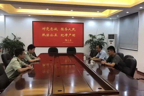 筑牢安全防線 泰州消防支隊多措并舉深化大型商業綜合體及易燃易爆企業專項治理